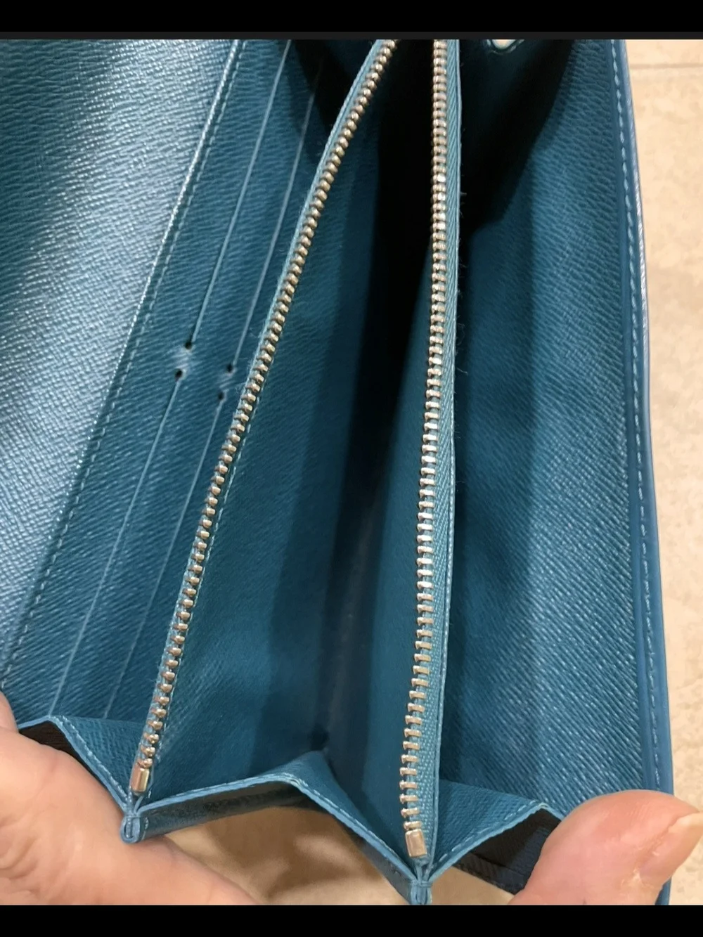Louis Vuitton Epi Sarah Wallet Toledo Blue Long Wallet